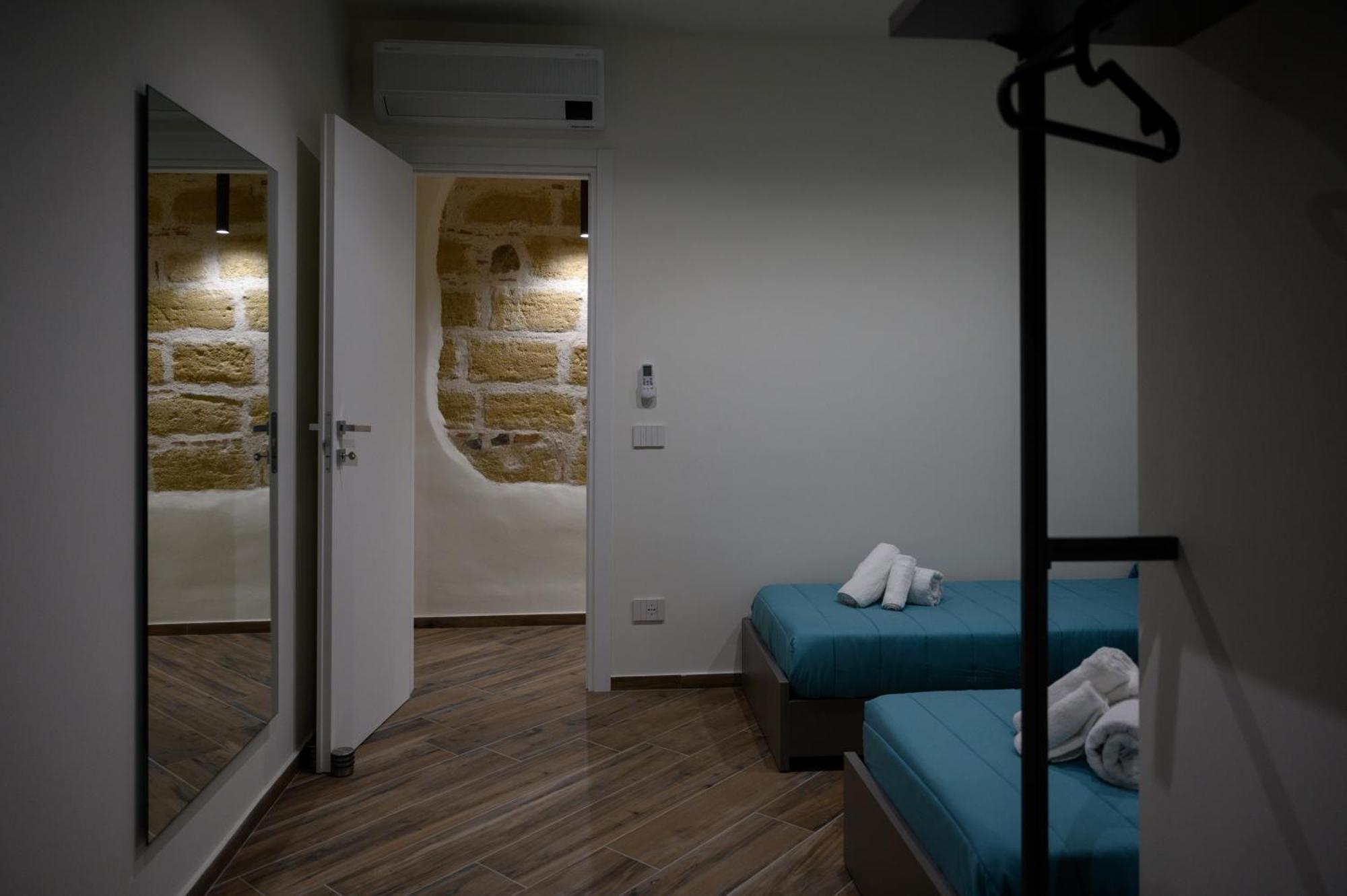 Incao Holiday La Strummula House チェファル エクステリア 写真